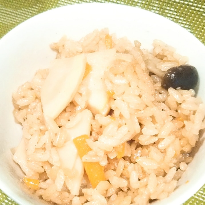 今が旬 タケノコご飯 レシピ 作り方 By サフィールロズ 楽天レシピ 今が旬 タケノコご飯 レシピ 作り方 By サフィールロズ 楽天レシピ